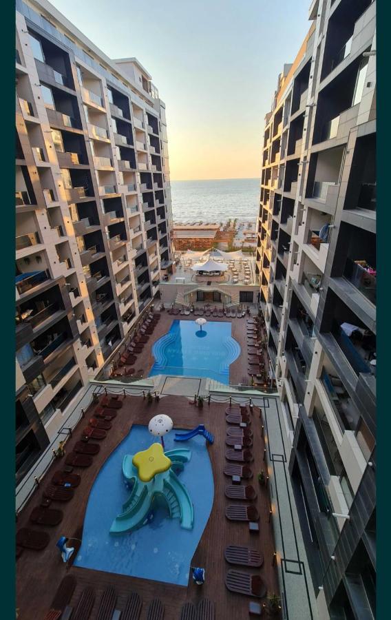 Building Ipek Resort Mamaia Nord Нэводари Экстерьер фото